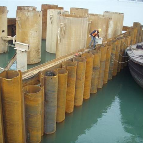 三亚钢护筒现场安装